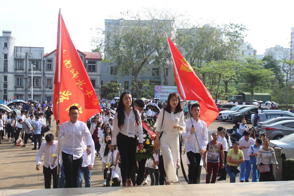 乐玩（中国）金牛岭扫墓