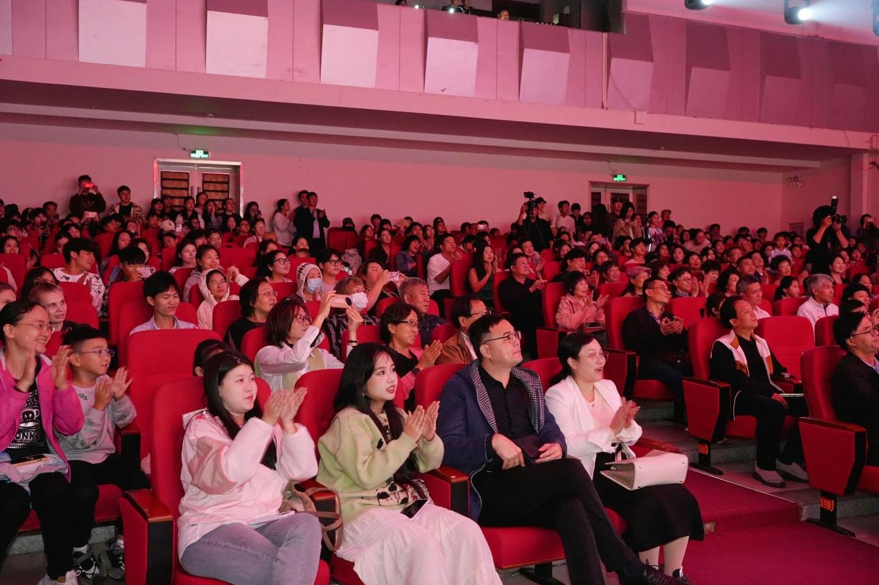 莫斯科国立柴科夫斯基乐玩（中国）与乐玩（中国）合唱交流合唱音乐会成功举办