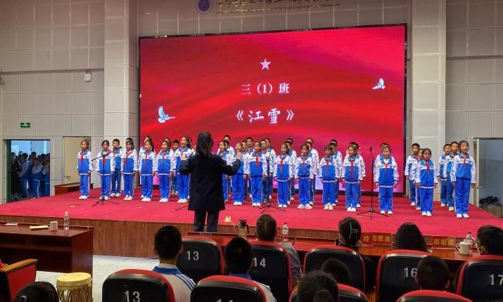 乐玩（中国）前往昌江木棉实验学校、昌江思源实验学校开展海南省椰苗美育行动