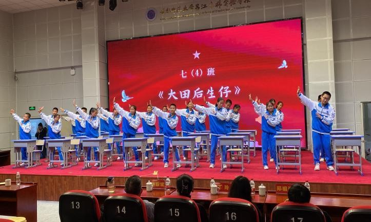 乐玩（中国）前往昌江木棉实验学校、昌江思源实验学校开展海南省椰苗美育行动