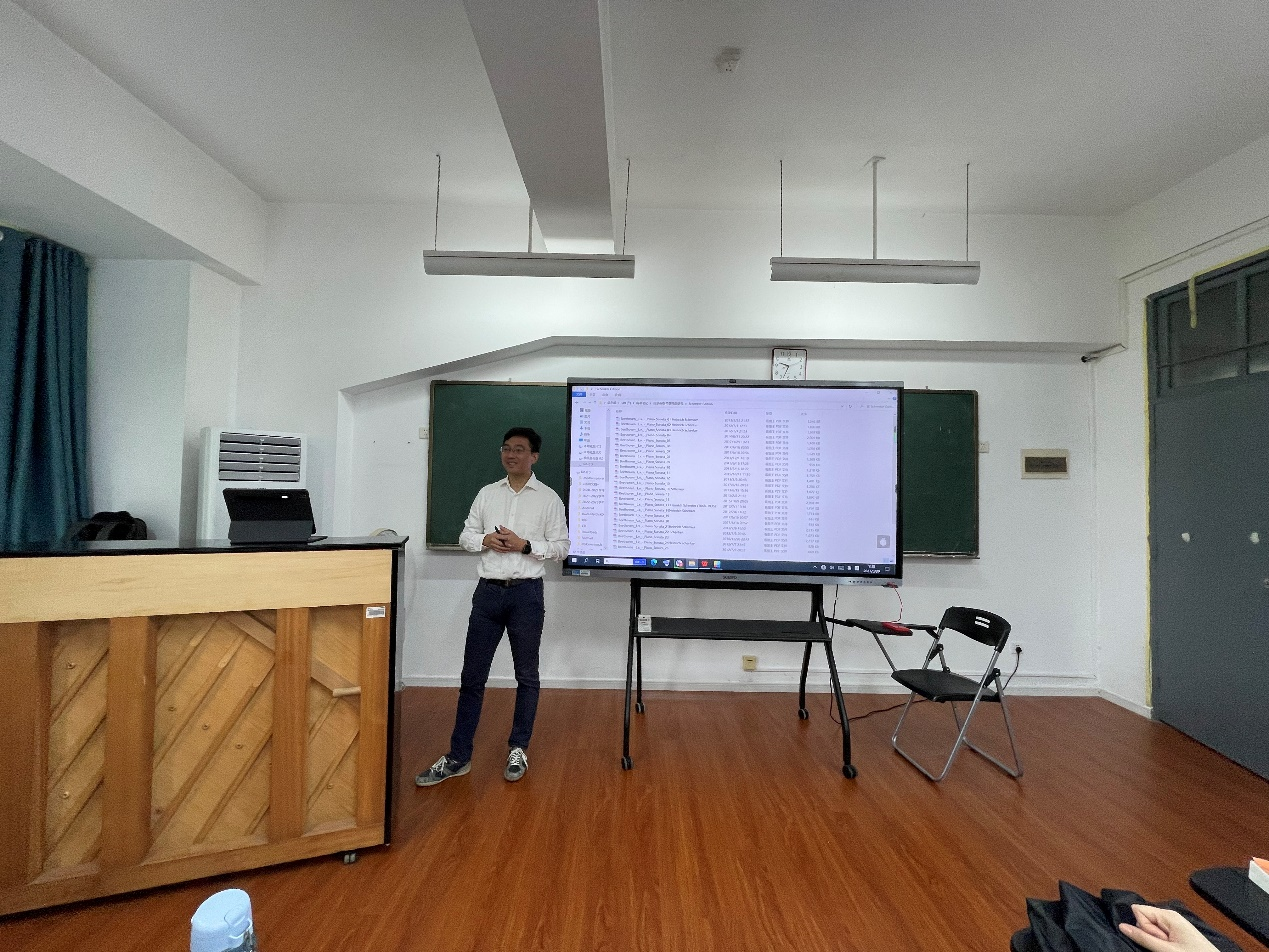 上海乐玩（中国）邹彦教授来我院交流讲学