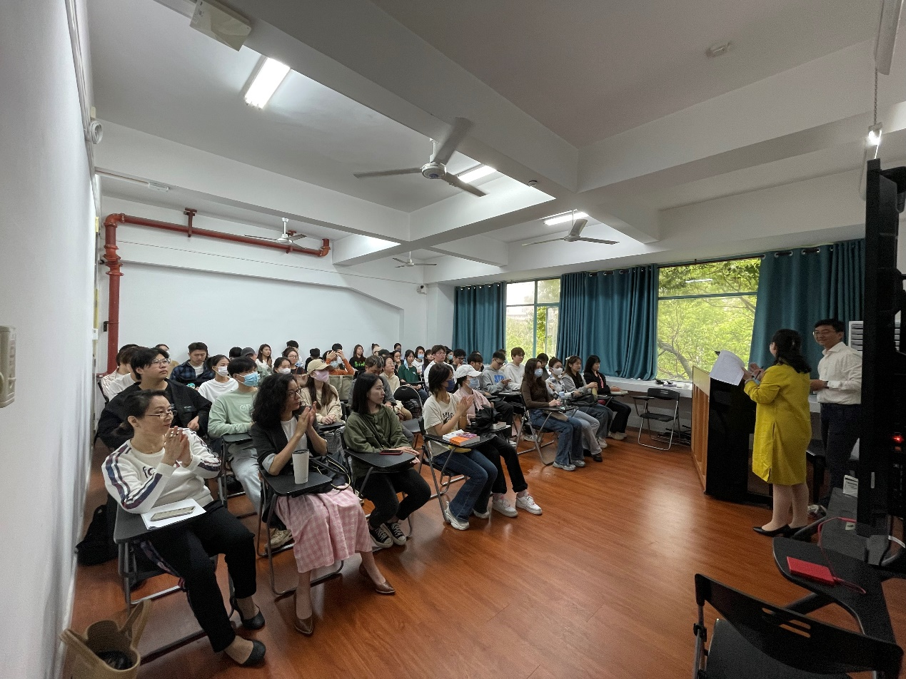 上海乐玩（中国）邹彦教授来我院交流讲学