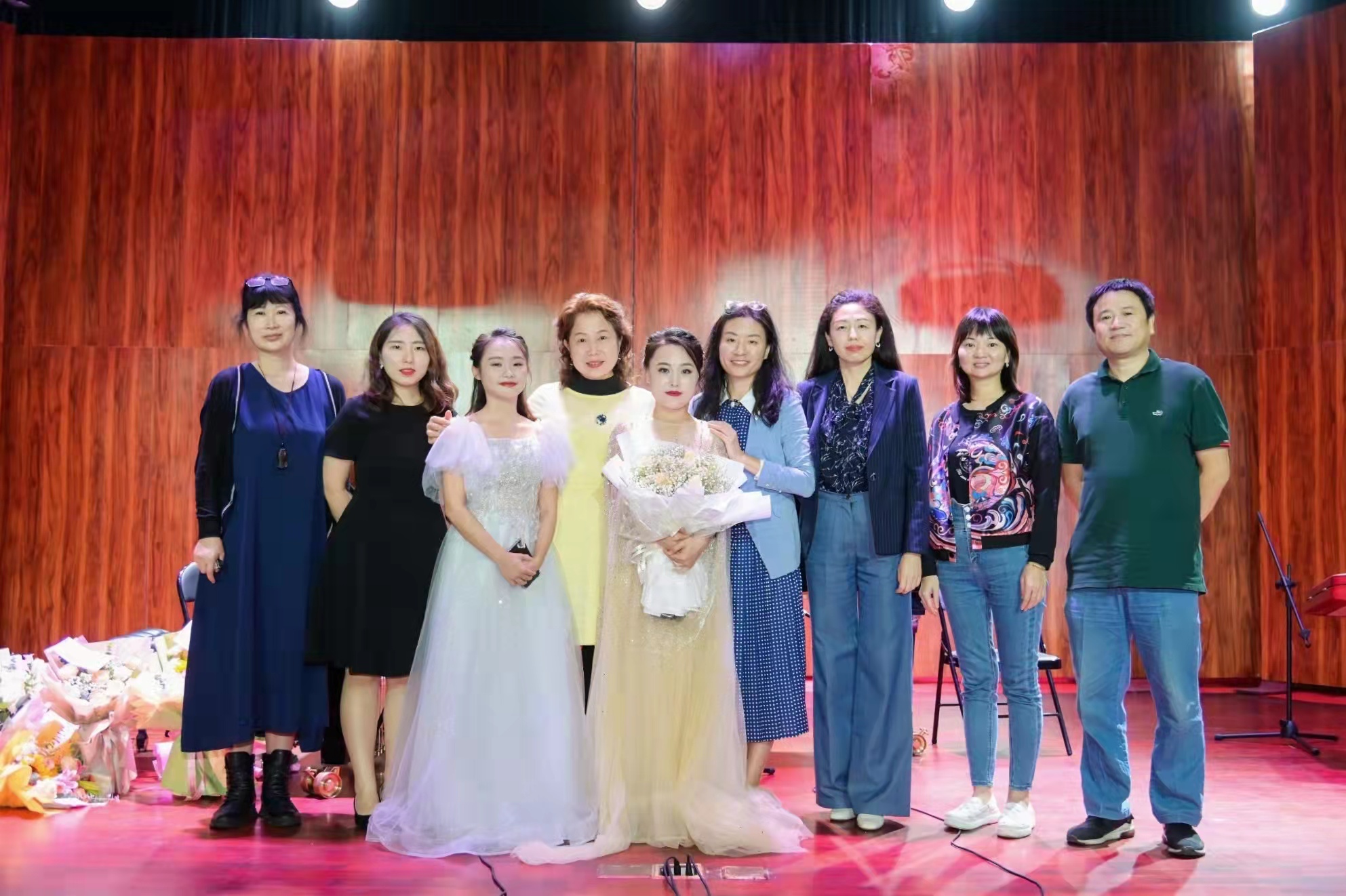 乐玩（中国）：举办“吴珊二胡硕士毕业音乐会”