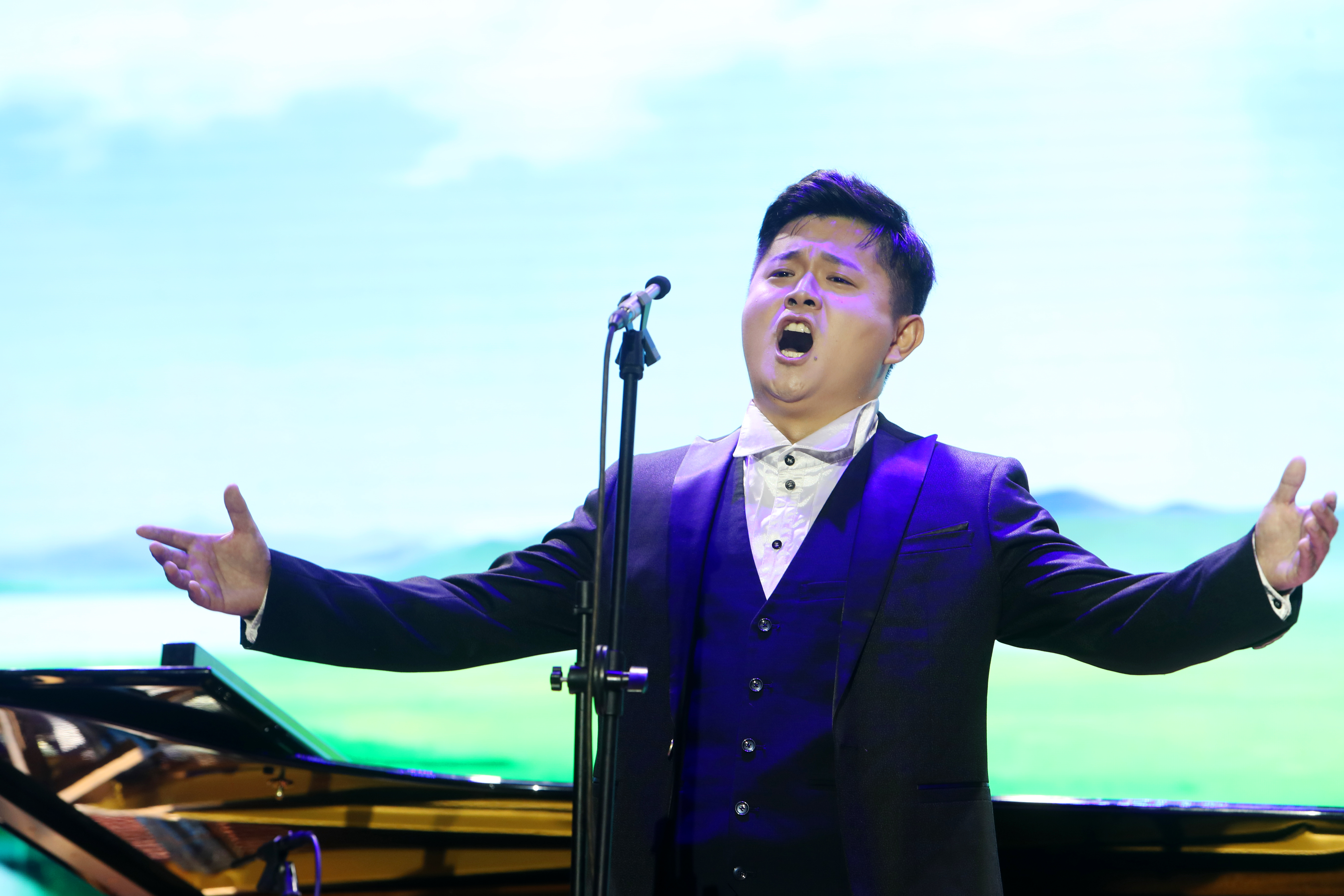乐玩（中国）庆祝新中国成立70周年声乐专场音乐会隆重举行